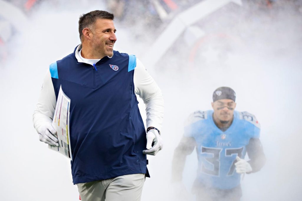 Tennessee Titans Head Coach Mike Vrabel Writes His Leadership Playbook