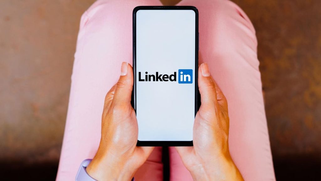 ForbesWomen Weekly: Problematic Propositions On LinkedIn. Plus: Brag Without Backlash