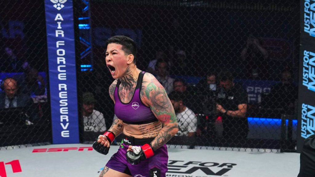 Pachecho Smashes Kolesnyk In 14 Seconds