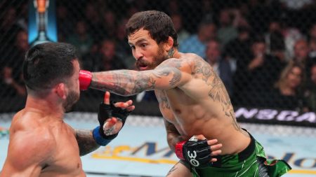 Vera Decisions Munhoz In Controversially Scored Bout